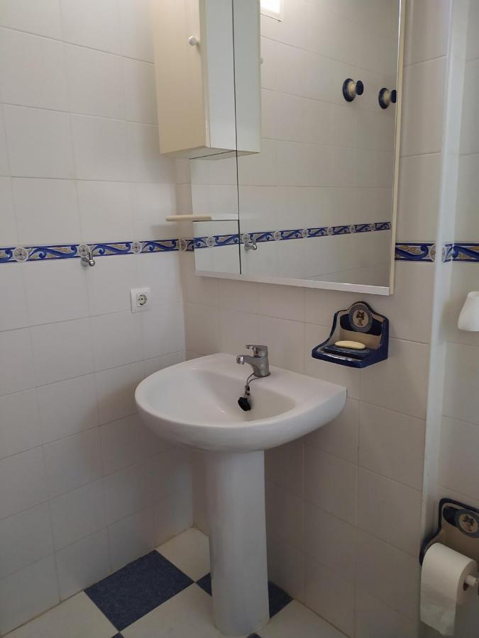 Chalet Adosado Con Azotea Andaluza Y Patio, Junto A La Playa إيسلا كريستينا المظهر الخارجي الصورة